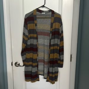 Midweight womans open cardigan